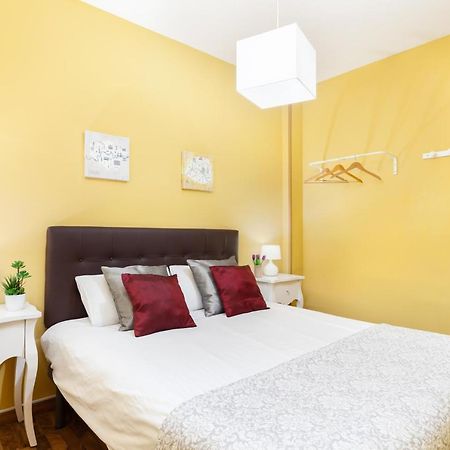 Апартаменти Click&Flat Fira Gran Via Л'Успіталет-да-Любрагат Екстер'єр фото